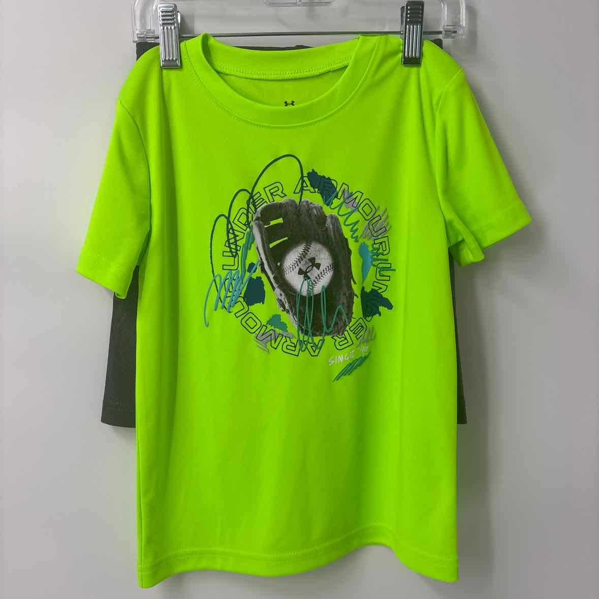 5 NEW Under Armour 2 pc ensembles