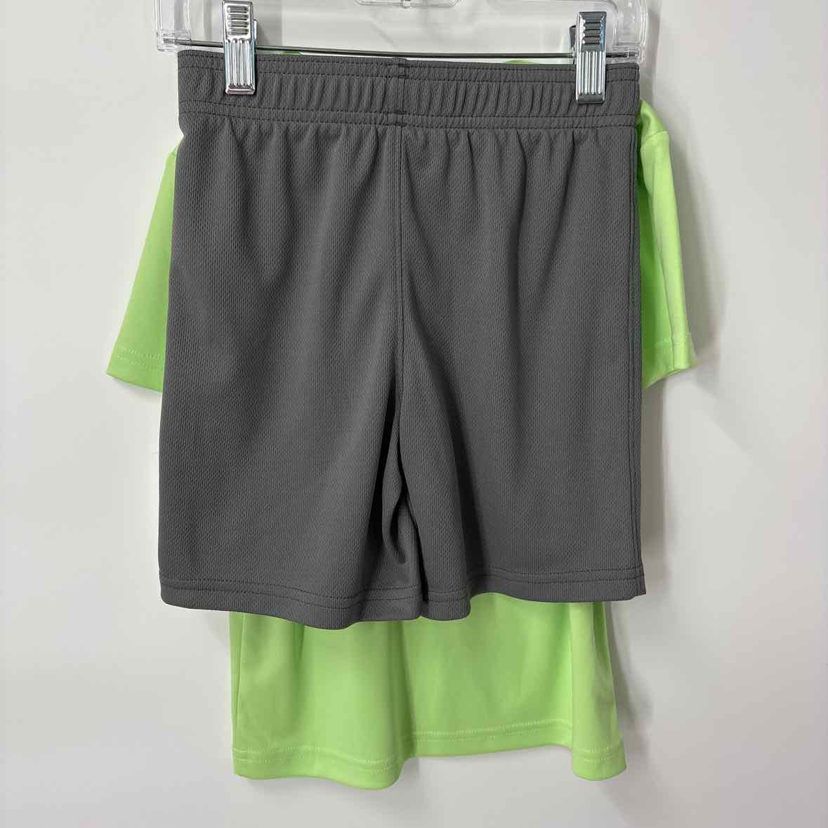 5 NEW Under Armour 2 pc ensembles