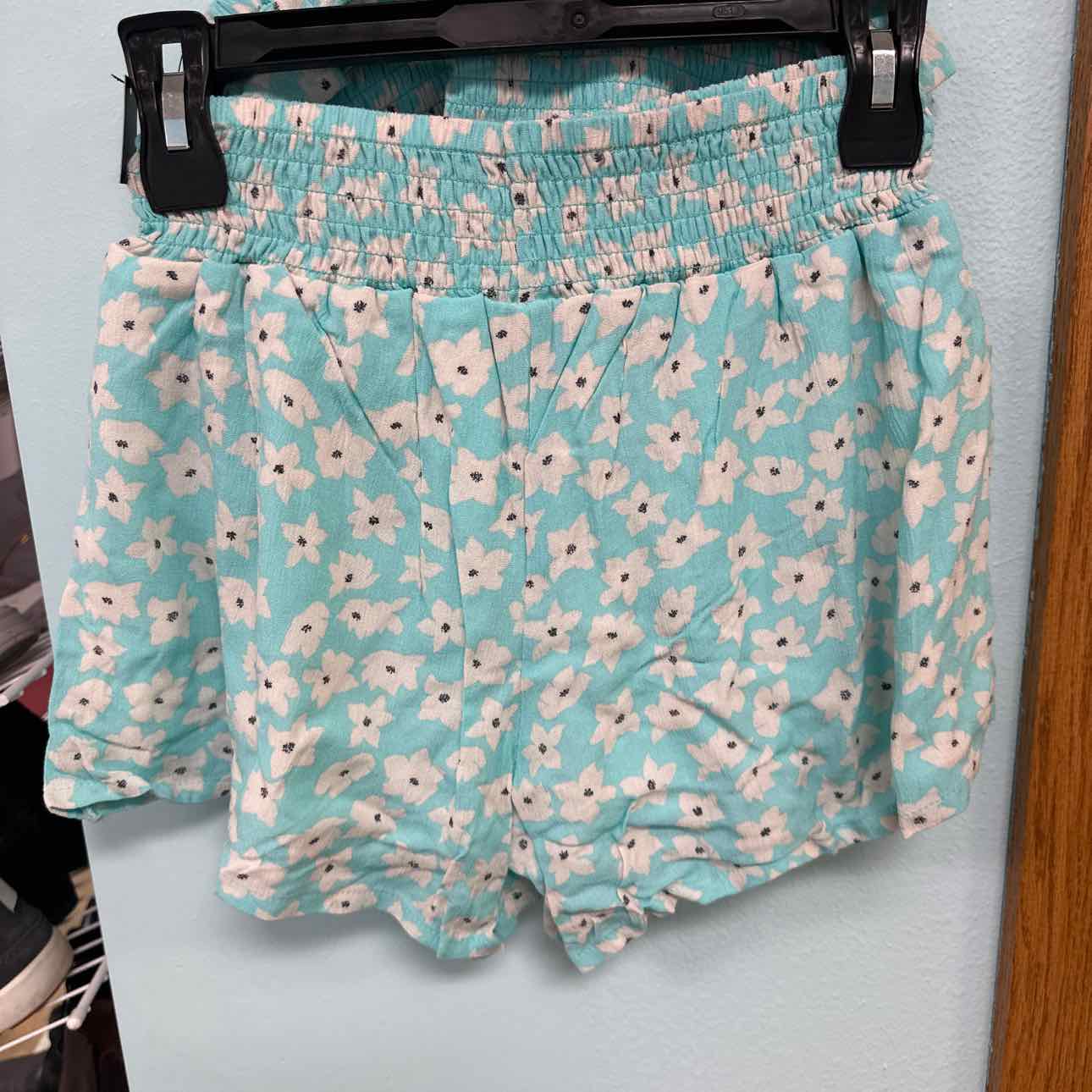 12 NEW Volcom 2pc Outfit