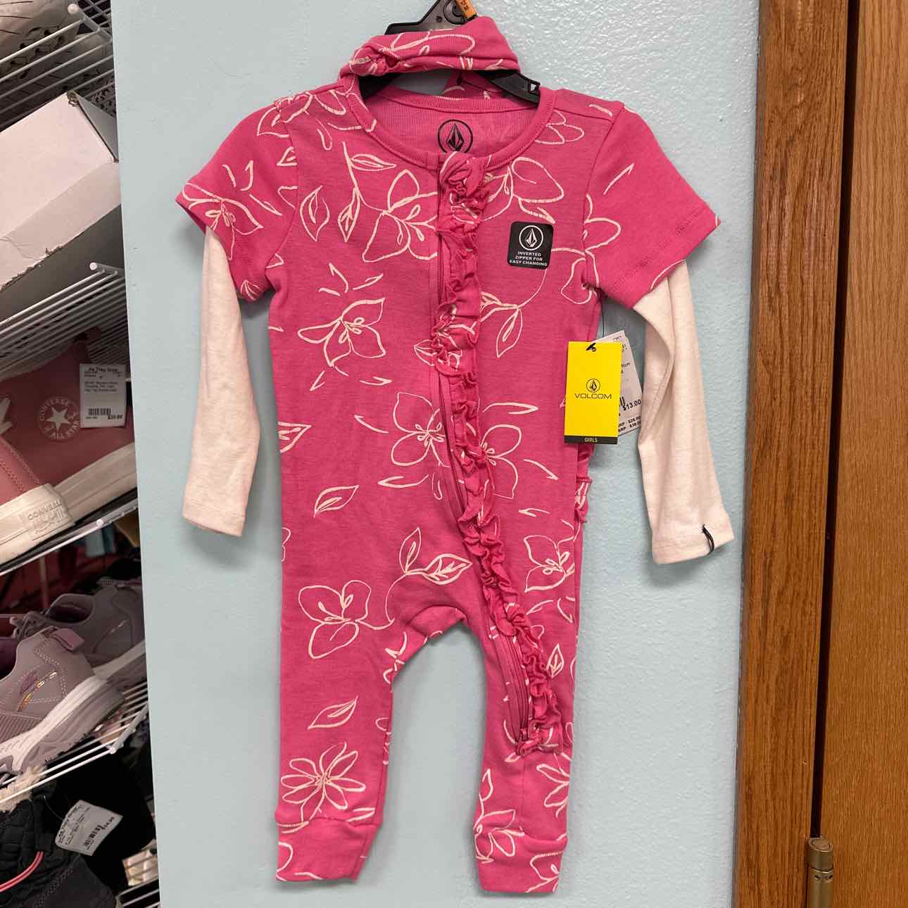 12 NEW Volcom Romper