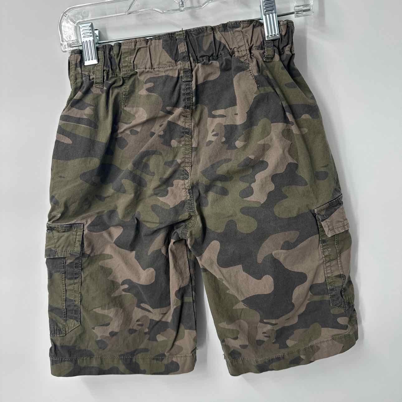7/8 Lucky Shorts