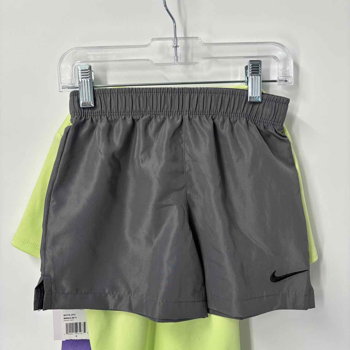 4 NEW Nike 2 pc ensembles